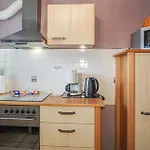 3 Bedroom In Lägenhet *