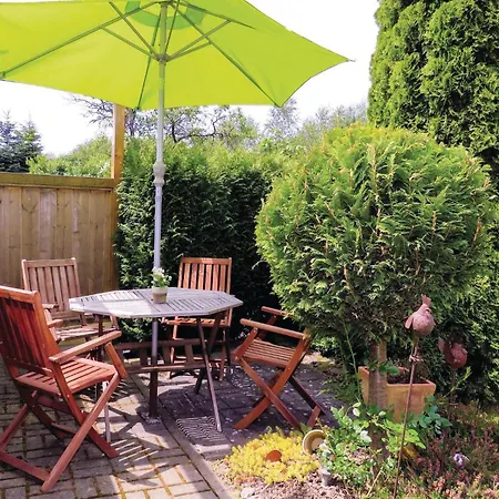 2 Bedroom Amazing Apartment In Grenderich Lejlighed
