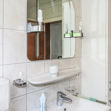 Lovely In With Kitchen Apartament Grenderich