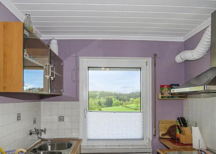 3 Bedroom In * Grenderich